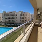 4814 з Bedrooms San Pedro Daire
