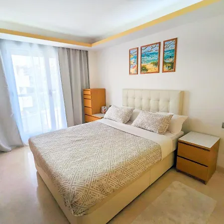 4814 з Bedrooms San Pedro