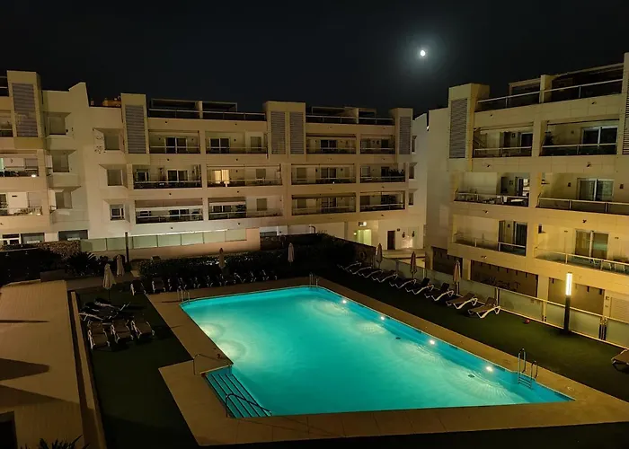 4814 з Bedrooms San Pedro Apartament *